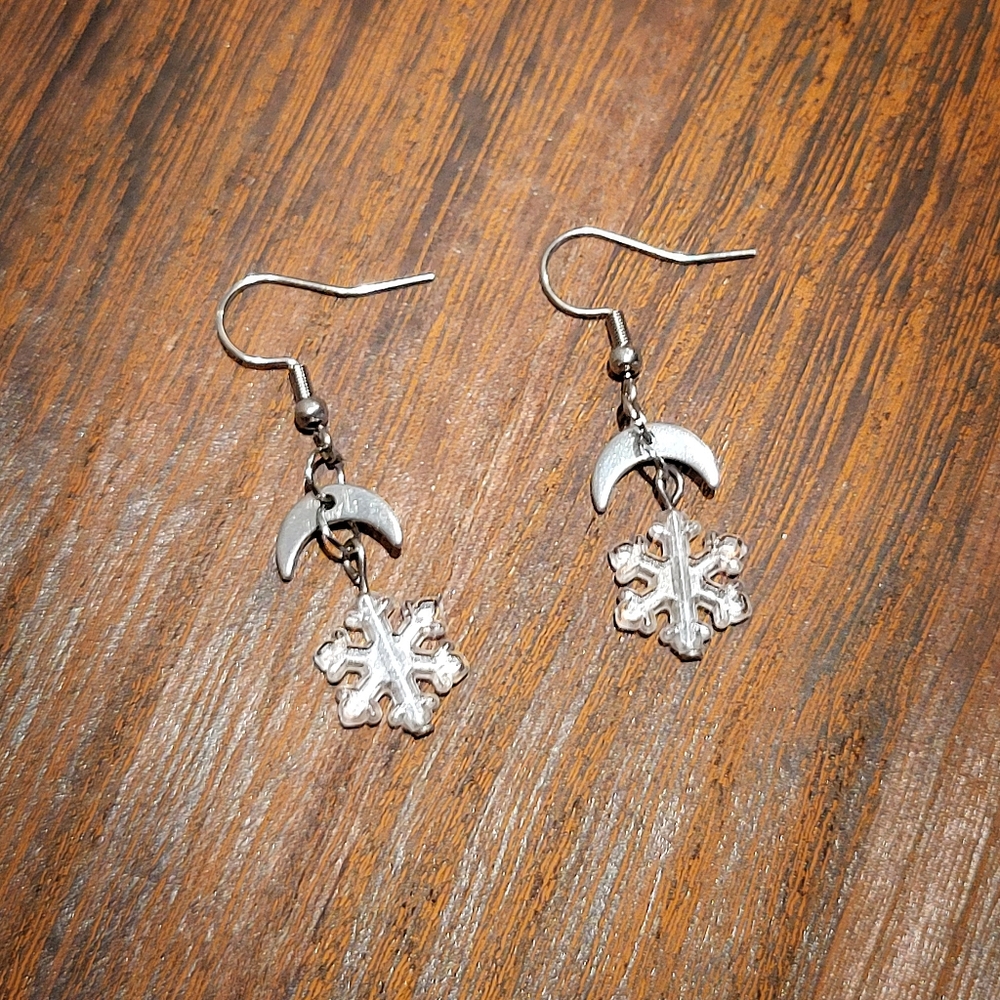 Winter Solstice Moon & Snowflake Stainless Steel Earrings, Hand Crafted! - Picture 5 of 5